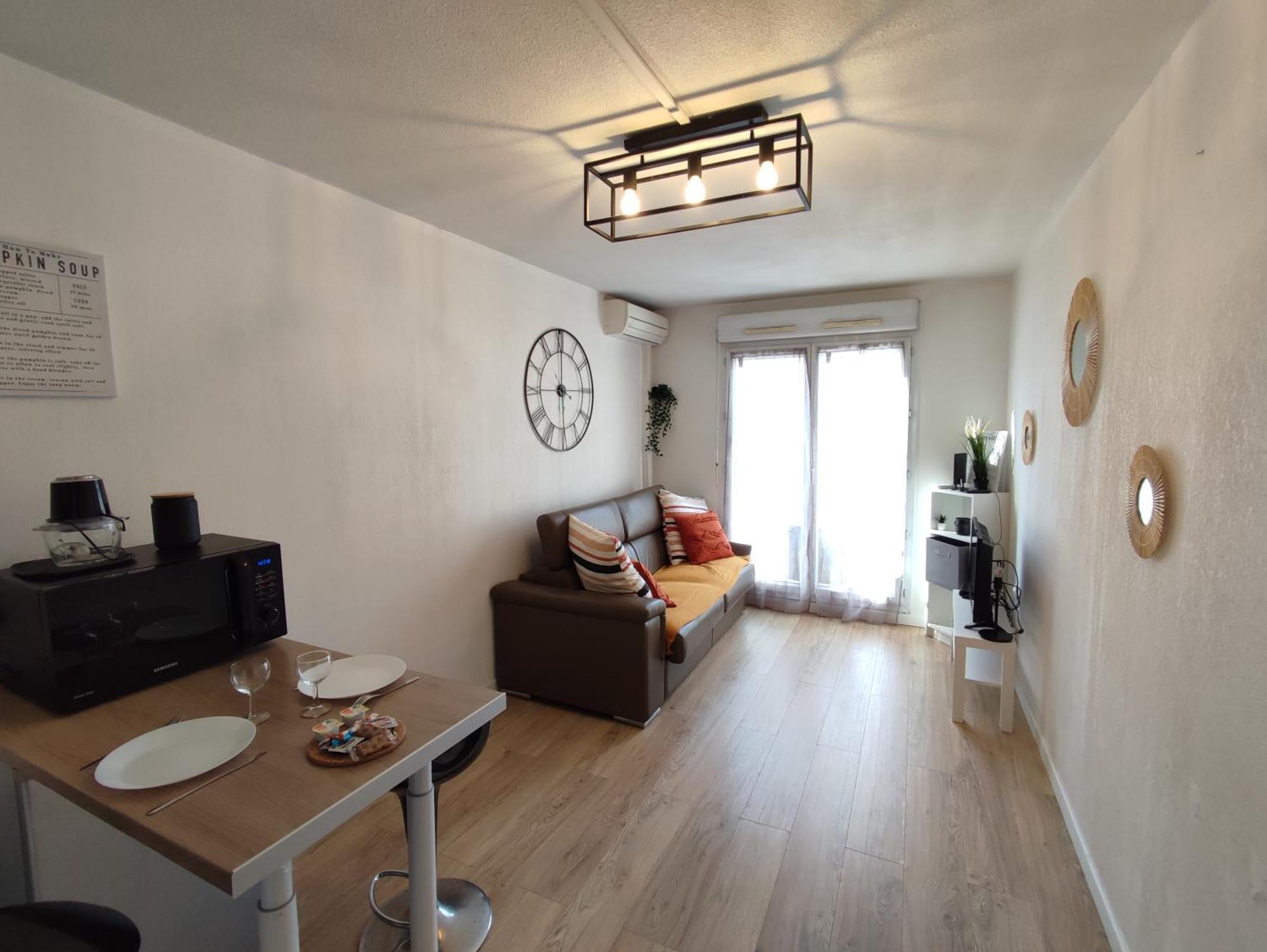 Appartement Climatise Tout Equipe A 6Min De La Gare St Charles Marseilles Exterior foto
