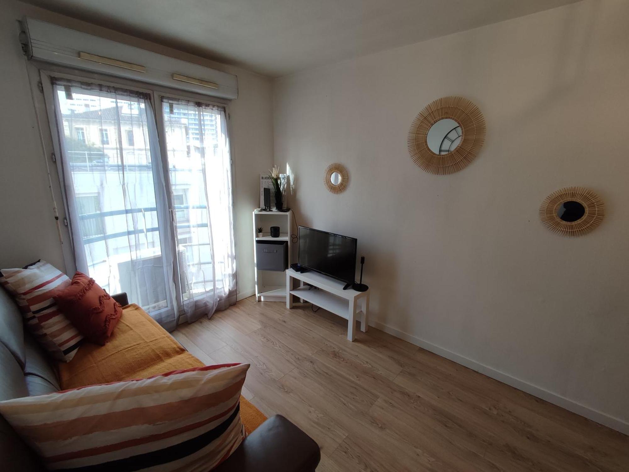Appartement Climatise Tout Equipe A 6Min De La Gare St Charles Marseilles Exterior foto