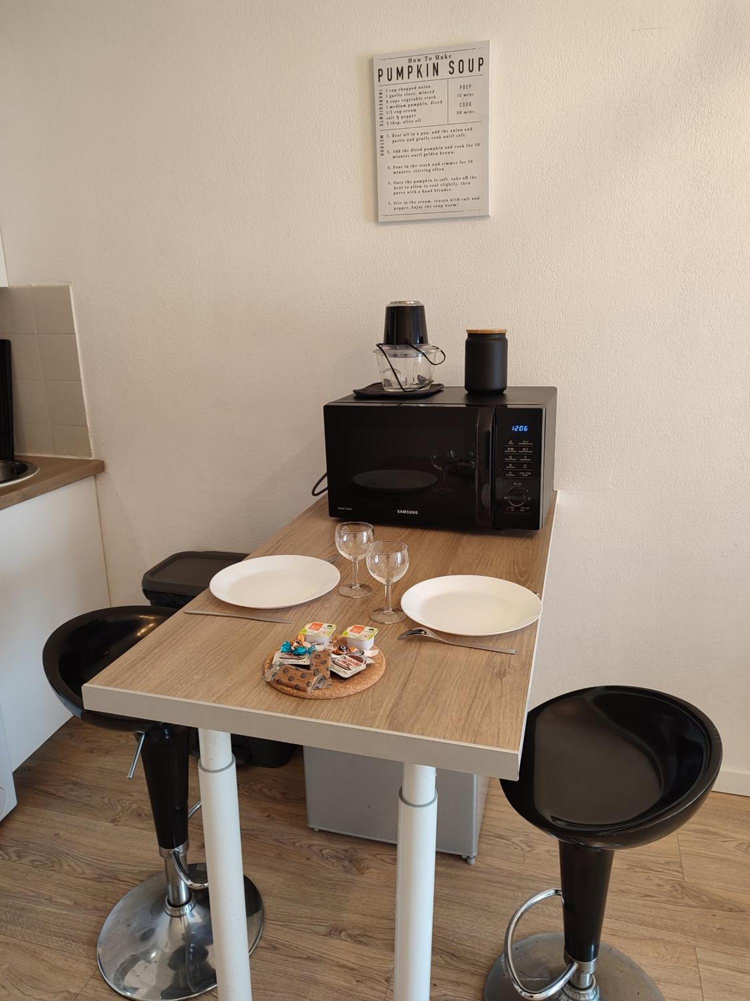 Appartement Climatise Tout Equipe A 6Min De La Gare St Charles Marseilles Exterior foto